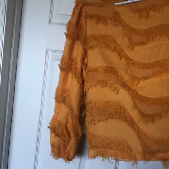 FRINGED FRONT/BACK  LONG SLEEVE TOP LIGHTWEIGHT NWT BY CALLIGRAPHE, MUS YELLOW - Picture 4 of 7